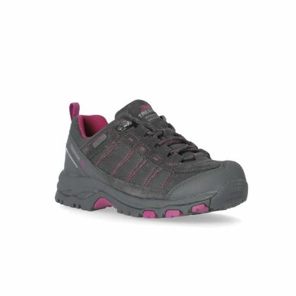 Scree Women's Walking Shoes in Grey, Angled view of footwear